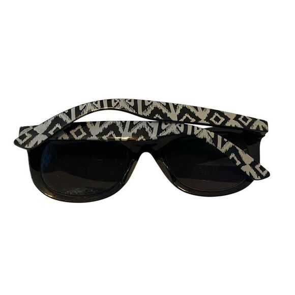 Aztec Print Unisex Sunglasses Coastal Beach Summer Vacation - Picture 4 of 10